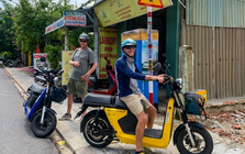 Lỡ gõ sai một dấu câu tiếng Việt, anh Tây biến mình thành tài xế bất đắc dĩ