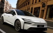 Xe điện mới của Toyota hút khách, nhận hơn 3.100 đơn ngay sau khi ra mắt