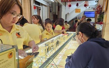 Tối 2-4, giá vàng đang giảm nhanh