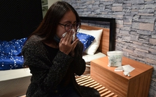 Tại sao bạn luôn nhắm mắt khi hắt hơi?