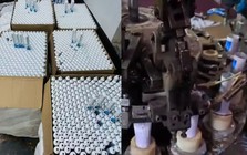 Đột kích một nhà máy, cảnh sát triệt phá đường dây sản xuất kem đánh răng giả tinh vi, thu giữ 13.000 tuýp kem và 130kg hỗn hợp hoá chất