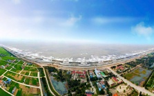 Bãi biển Ninh Bình 'hồi sinh' sau dự án 500 tỷ, đón những du khách đầu tiên