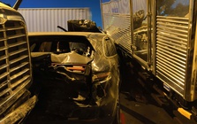 TP.HCM: Xe Porsche cùng 5 xe tải tông liên hoàn, cầu Phú Mỹ ùn tắc nhiều giờ