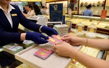 Giá vàng miếng, vàng nhẫn trơn sáng ngày 23/4: Giảm thêm gần 1 triệu đồng/lượng