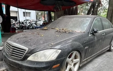 Chiếc Mercedes S63 bị ‘bỏ rơi’ 10 năm trên vỉa hè Hà Nội có giá bao nhiêu?