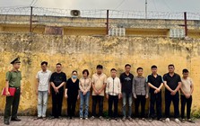 Công an điều tra tài khoản ngân hàng của 11 người sinh năm 1990, 1993, 1997,...