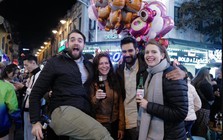 Khách Tây kể lại trải nghiệm lúc 1h sáng giữa thủ đô rồi đưa ra quyết định bất ngờ này