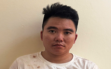 Khám xét khẩn cấp, bắt tạm giam chủ cửa hàng điện thoại Đỗ Thế Hùng