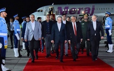 Ngoại trưởng Iran rời Pakistan mà không đàm phán trực tiếp với Mỹ