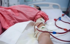 Người phụ nữ 30 tuổi suy thận vì loại thuốc người Việt cứ khó chịu là mua về uống