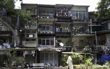 Nhà tập thể cũ Hà Nội giá hàng trăm triệu đồng/m²
