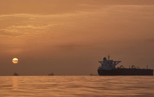 Lựa chọn khó khăn chờ ông Donald Trump