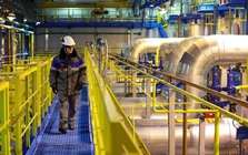 Châu Âu chính thức ngừng nhập khẩu LNG Nga theo các hợp đồng ngắn hạn