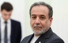 Iran sẵn sàng mở lại eo biển Hormuz nếu Mỹ dỡ phong tỏa