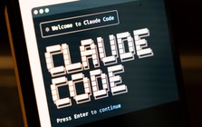 Công ty startup "sa thải" AI, thuê hẳn 2 lập trình viên để trả lương cho rẻ