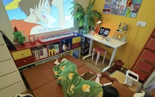 Cô gái trốn cả thế giới trong căn phòng 9m2 cải tạo đẹp như phim Anime: Góc nào cũng chữa lành mạnh mẽ