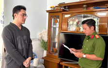 Thi hành lệnh bắt tạm giam, khám xét nơi ở của nhân viên ngân hàng Diệp Văn Vĩnh