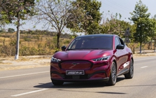 Mẫu xe điện đầu tiên của Ford tại Việt Nam bất ngờ giảm giá gần 1 tỷ đồng