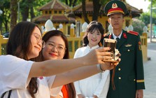 Từ Hải Phòng, Quảng Trị ra Hà Nội: 5h sáng dậy makeup, 7h có mặt ở Lăng Bác, 3 ngày khám phá hết thủ đô