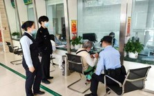 Tài khoản có 300 giao dịch tới 5 tỷ đồng nhưng không có nội dung chuyển khoản: Công an điều tra người phụ nữ sinh năm 1954