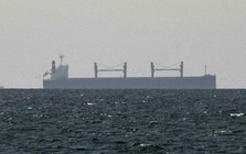 Nước đồng minh của Mỹ thành công đưa tàu chở nhiên liệu thứ hai vượt eo biển Hormuz, vẫn còn 43 tàu mắc kẹt