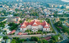 Chỉ một tháng tại nước giáp Việt Nam: Giá xăng tăng 80%, điện tăng 115%, nước tăng 43,7%