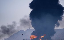 Điều hiếm thấy trên eo biển Hormuz kể từ khi Mỹ - Israel tấn công Iran