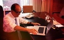 Tỷ phú Lý Gia Thành chỉ cách "đổi vận": 5 quỹ tiền mặt giúp bạn mua nhà, sắm xe sau 5 năm