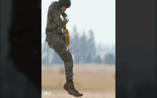 NYT: Mỹ tự cho nổ máy bay để cứu phi công! 36 giờ nghẹt thở và hành động táo bạo phút chót giữa "bão đạn"