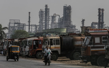 Nga tuyên bố sẵn sàng tăng xuất khẩu dầu, khí đốt cho một nước đang mua hơn 2 triệu thùng dầu/ngày từ Moscow