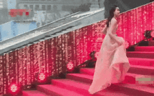 Mỹ nhân khiến Lưu Diệc Phi cũng bị lấn át ánh hào quang, nay chuyển mình ngoạn mục kiếm một lúc 727 tỷ đồng