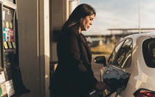 Chạy 14 tiếng/ngày chỉ để bù lỗ: Sự thật tàn khốc của các tài xế xe ôm, taxi công nghệ khi các nền tảng quyết giữ thị phần bằng giá rẻ