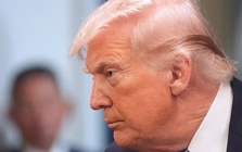 Tổng thống Mỹ Trump đứng trước ngã rẽ định mệnh ở Iran