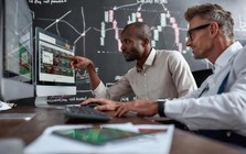 Phiên 7/4: Khối ngoại tiếp đà bán ròng 800 tỷ đồng, "xả" mạnh 3 cổ phiếu ngân hàng