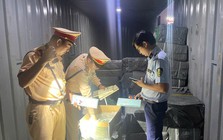 Bất ngờ khám xét 1 xe container, cảnh sát kinh tế bắt quả tang hơn 224.000 bao thuốc lá lậu bí mật tuồn về Việt Nam