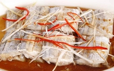 Loại cá giá rẻ, ít cholesterol, giàu đạm, dễ ăn cho cả người già lẫn trẻ nhỏ, đi chợ dễ tìm mà người Việt lại ít ăn