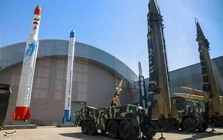 Iran tuyên bố ‘chiến thắng lịch sử’ trước Mỹ, công bố đề xuất 10 điểm