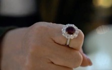 Mua trang sức 750 triệu đồng được giảm giá còn 110 triệu, khách bị chủ tiệm vàng kiện để đòi lại: Tòa án phán quyết bất ngờ