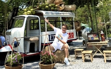 Ông hoàng nhạc Việt đình đám một thời bán cà phê ở Thảo Điền: "Người ta mê không phải vì tôi"