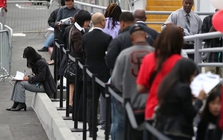 Mỹ thiếu ít nhất 411.000 giáo viên nhưng 40% sinh viên mới tốt nghiệp vẫn "mắc kẹt" với những công việc tay chân, không phù hợp trình độ