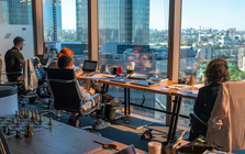 Công ty thưởng 52 triệu đồng/quý nếu nhân viên chịu đến văn phòng làm việc