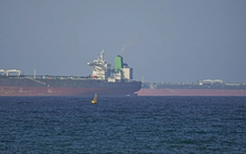 Hàng loạt hãng vận tải biển lớn nhất thế giới báo tin dữ từ Hormuz