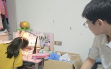 Clip nam sinh khóc nức nở khiến 15 nghìn cư dân mạng Việt đồng cảm vô cùng: Ai ở hoàn cảnh này mới hiểu!