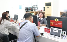 Từ ngày 1-5: Ai có quyền quyết định cho cán bộ TPHCM đi nước ngoài?