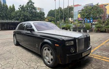 Từng là biểu tượng của giới siêu giàu, Rolls-Royce Phantom 2007 giờ rao bán giá ‘ngỡ ngàng’