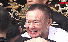 Cựu Thủ tướng Thaksin Shinawatra được ra tù trước thời hạn