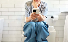 90% người đang mắc: 5 thói quen dùng điện thoại âm thầm "huỷ hoại" bạn mỗi ngày