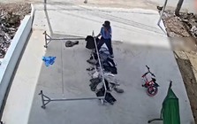 Hình ảnh này được cư dân mạng Việt nhận định: Đằng sau nhất định là một gia đình tử tế!