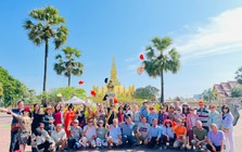 Vé máy bay chạm ngưỡng 15 triệu đồng, khách Việt ngậm ngùi: “Chỉ có Lào là chưa dám đi”