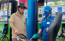 Điều gì xảy ra khi lần đầu tiên đổ xăng E10 cho xe máy?